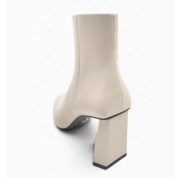 Zara TRIANGULAR HEELED ANKLE BOOTS - Picture 6 of 13
